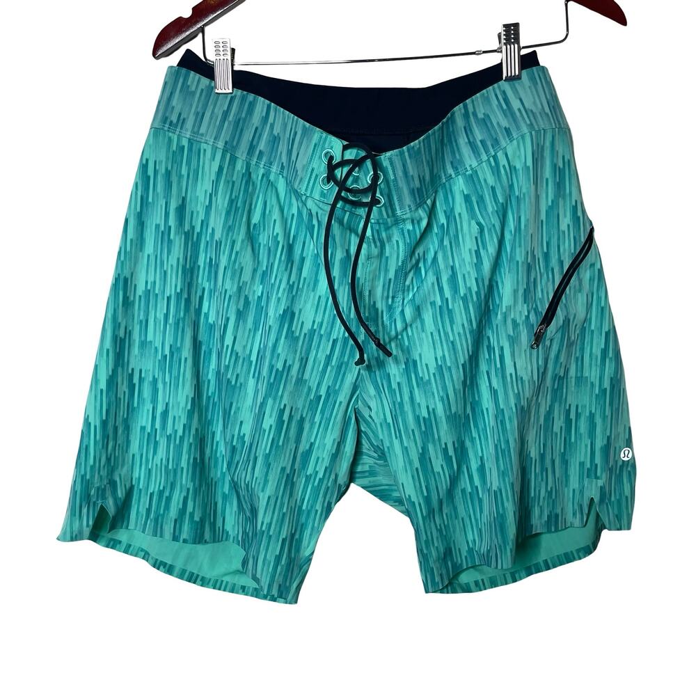 Lululemon El Current Lined  Swim trunks Short 9" sz 36